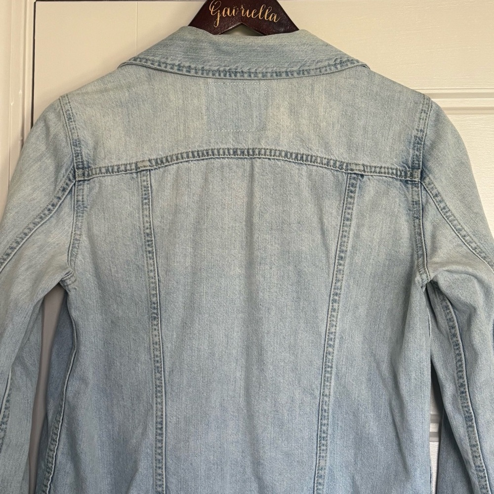 • [Levi’s] Embroidered Jean Jacket • - Picture 7 of 9